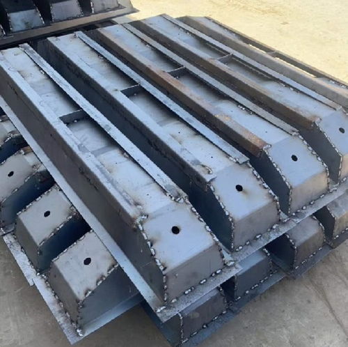 專業定制鐵路軌枕模具，優選純原料的軌枕塑料模具加工廠